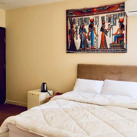 Majestic View Pyramids Inn Kafrat al Jabal Ngoại thất bức ảnh